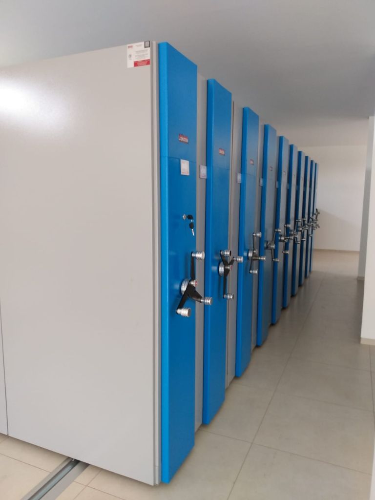 Arquivos deslizantes Documental (15)